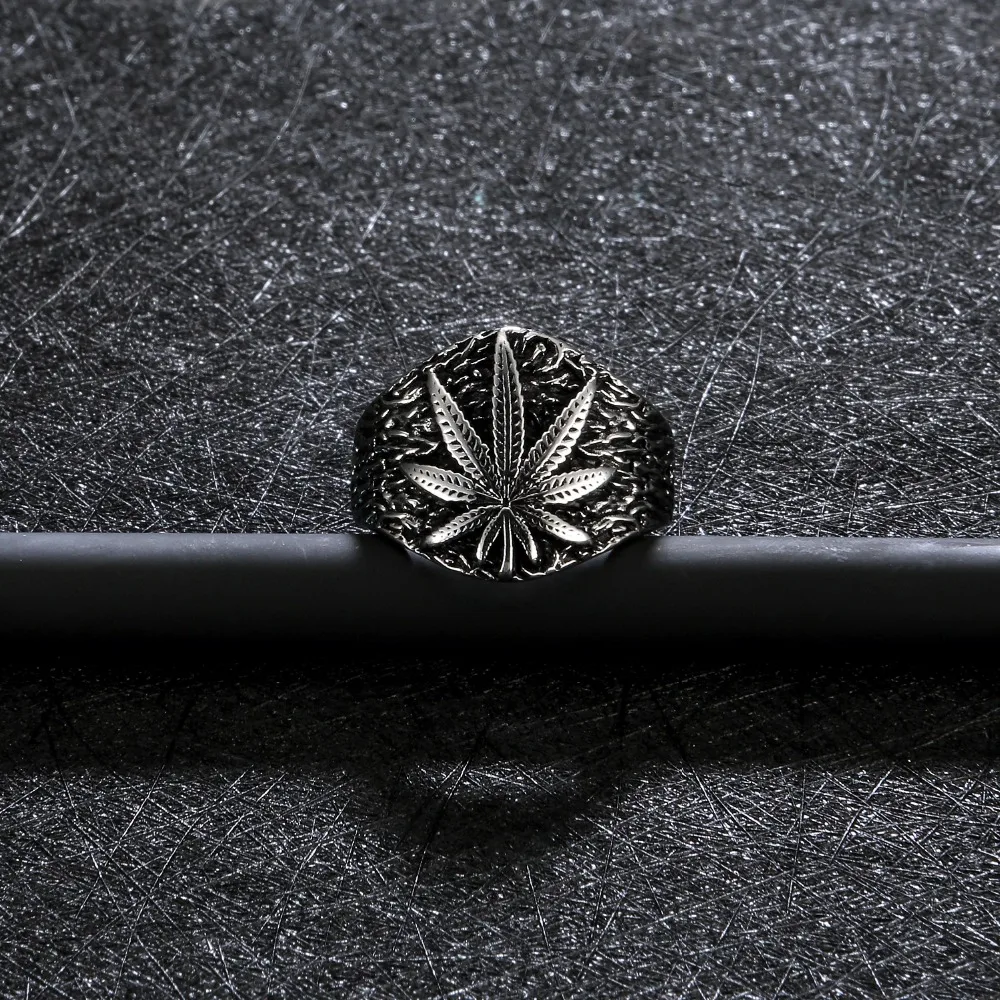 Maple Leaf Mens Stainless Steel Ring Hip hop Punk Style Gold Color Signet Ring For Rocker Mujer