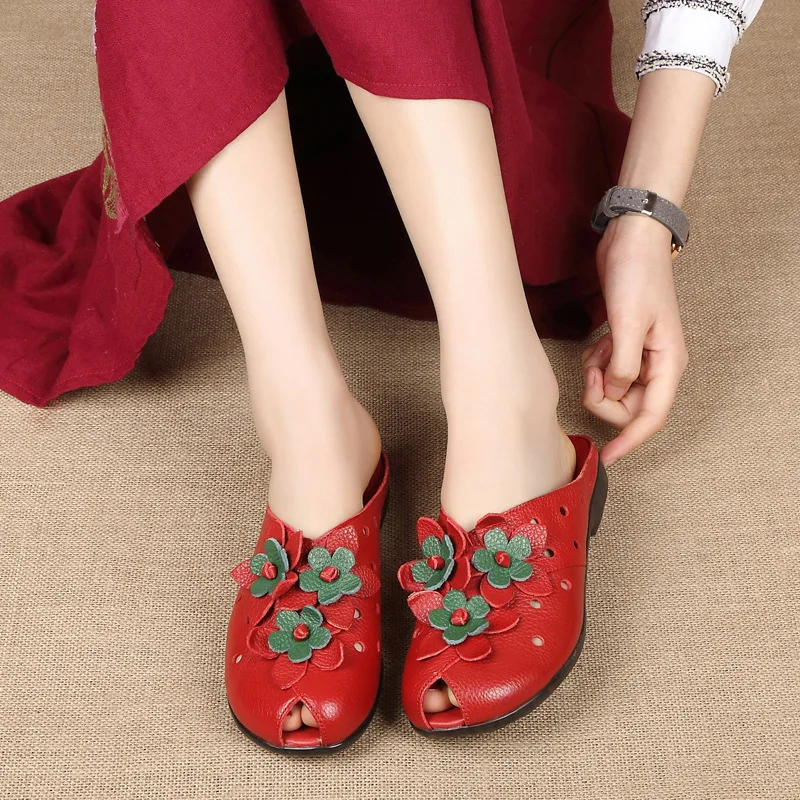 Summer Women Sandals Fashion Soft Leather Genuine Handmade Flower Women Flat Heel Sandals Slippers Mother shoes