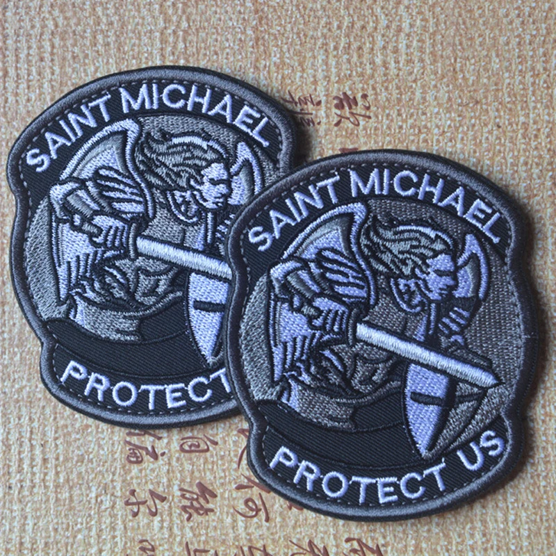 Saint Michael Protect Us Patch Saint Michael ยุทธวิธี Combat 3D ป้ายปักสำหรับหมวก Applique ทหาร Armband Patch