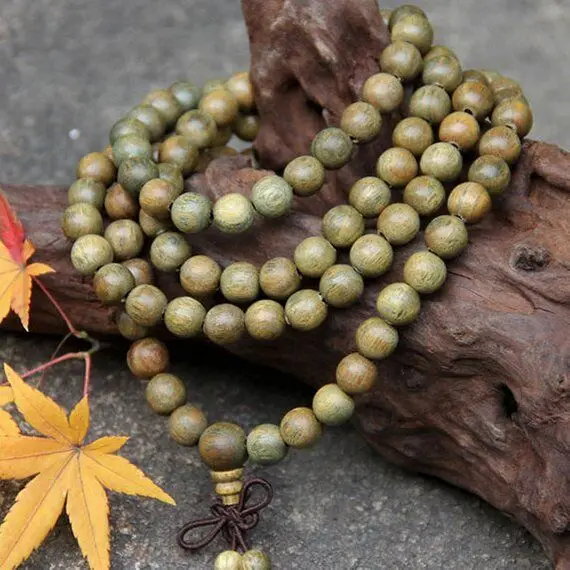 

6mm/8mm/10mm Natural Nepal Green Sandalwood Wooden Beads 108 Mala Beads Buddhism Beads,Meditation Prayer Beads Japa Mala Buddha