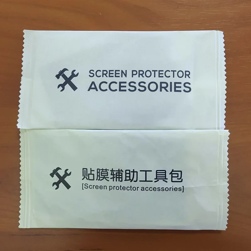 Salviette umidificate e asciutte Panno per la pulizia per la protezione dello schermo in vetro temperato Carte per la rimozione della polvere per schermi LCD dell'obiettivo della fotocamera Telefono cellulare