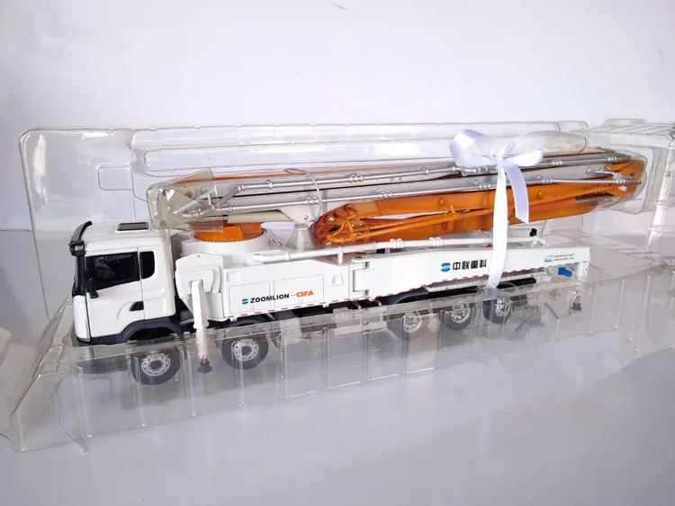 Alloy Model 1:38 Scale Sca-nia Truck Tractor Zoomlion 64X-6RZ Concrete Pump Truck DieCast Toy Model for Collection Decoration