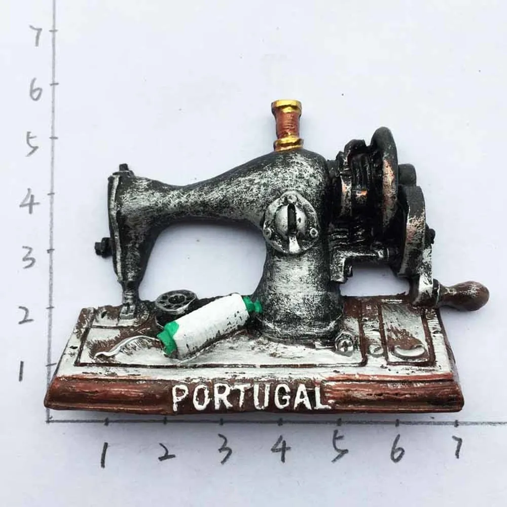 

Portugal Humanities Souvenirs Retro Hand-cranked Sewing Machine Fridge Magnets Souvenir Refrigerator Magnetic Sticker Decor