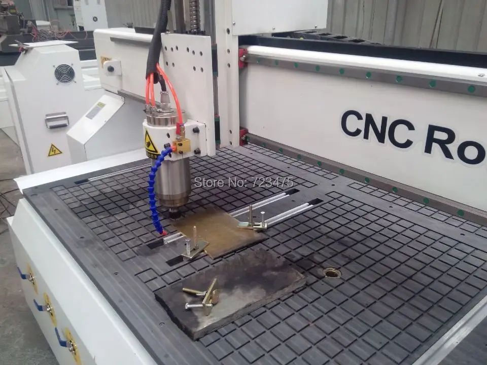 Robotec-fresadora CNC de 3 ejes/4 ejes (rotativo opcional), máquina fresadora de madera CNC, precio bajo, 1325 de puntifunción/2 años de garantía