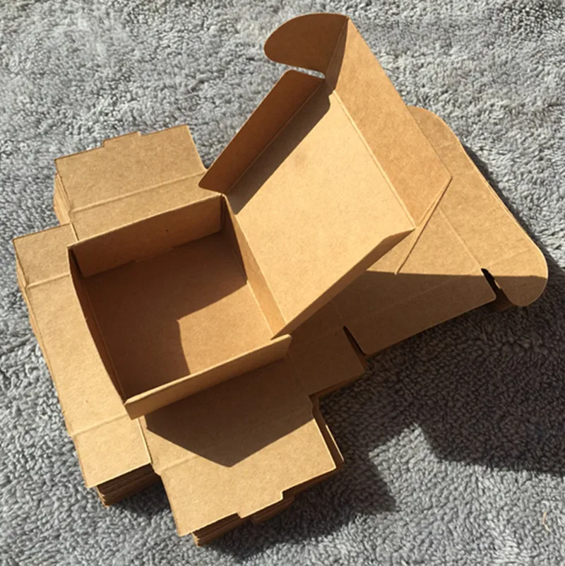 50Pcs 7.5*7.5*3cm DIY Kraft Gift Box Brown Paper Small Soap Box Kraft Cardboard Mini Jewelry Packing Carton Box