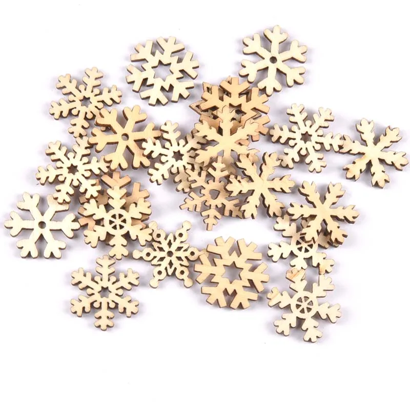 50pcs mix christmas snowflake pattern legno naturale Scrapbooking Carft per la decorazione domestica abbellimento fai da te 24mm MT1873