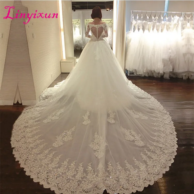 Luxury Lace Wedding Dresses 2021 with Detachable Train New Arrival Long Sleeve Sweetheart Beaded Appliques Bridal Dress Gown