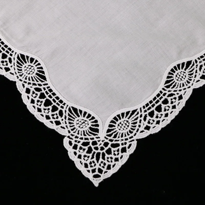 D605-M: White premium cotton lace wedding handkerchief crochet hankies for women/ladies bridal gift