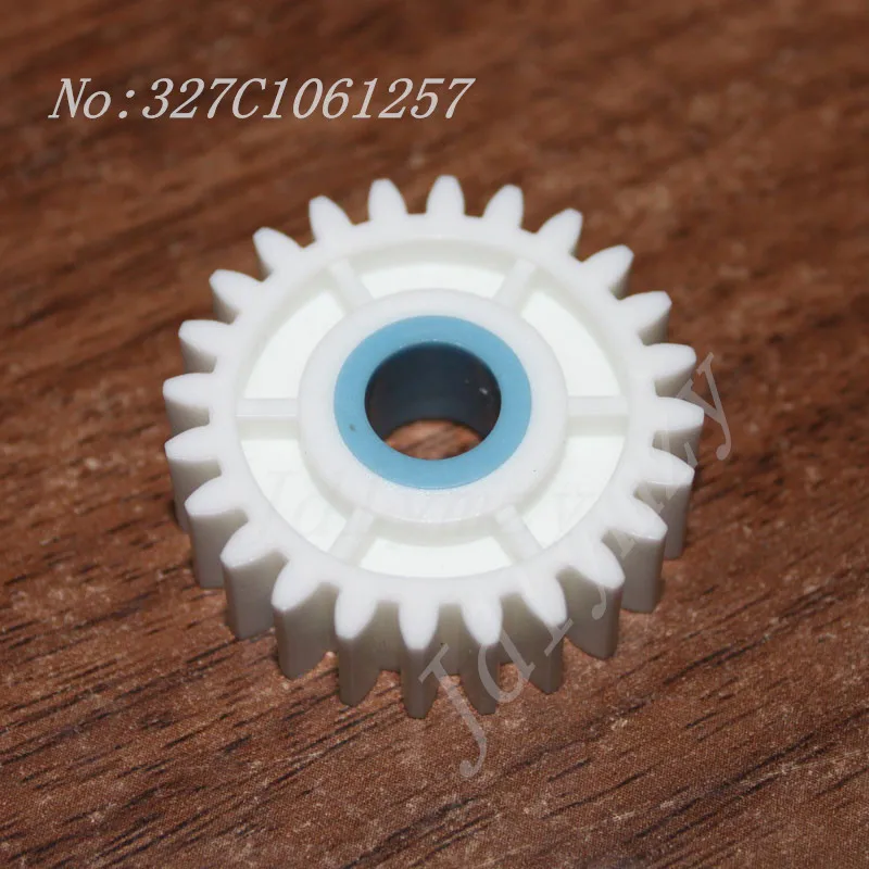 

4pcs/Fuji minilab new gear 327C1061257 Expand to print the machine spare parts accessories part laser Fuji Frontier 570/550/