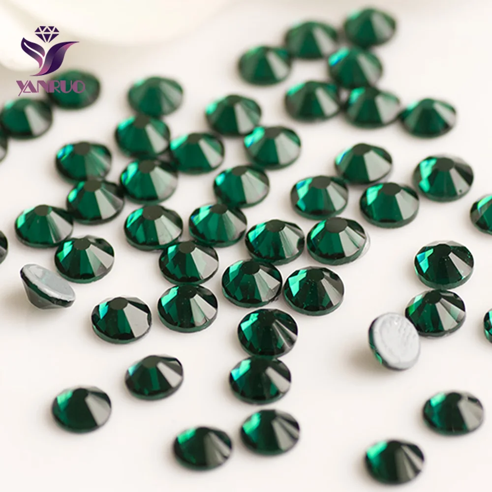 

YANRUO 2058HF Strass Hot Fix Emerald Rhinestones Heat Iron Crystal Stones Rhinestone Glass Bling for Clothes DIY