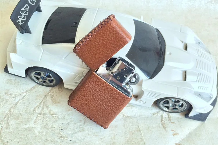 Pure leather hand - stitched Cigarette Lighter Holder Bag for flat Zippo Lighter Case Lighters leather sheath   no lighter