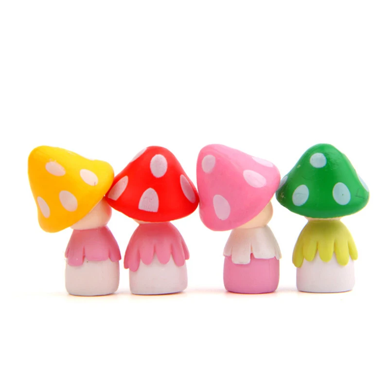 4pcs/lot DIY Zakka Mushroom Girl Figures Model Toys Resin Kawai Mushroom Action Figures Model Toys for Kids Children Gifts