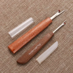 1Pcs  Plasitc Handle Thread Cutter Seam Ripper Craft Stitch Unpicker Needle Arts Sewing DIY Tool Sewing Ripper 2025 New Arrival