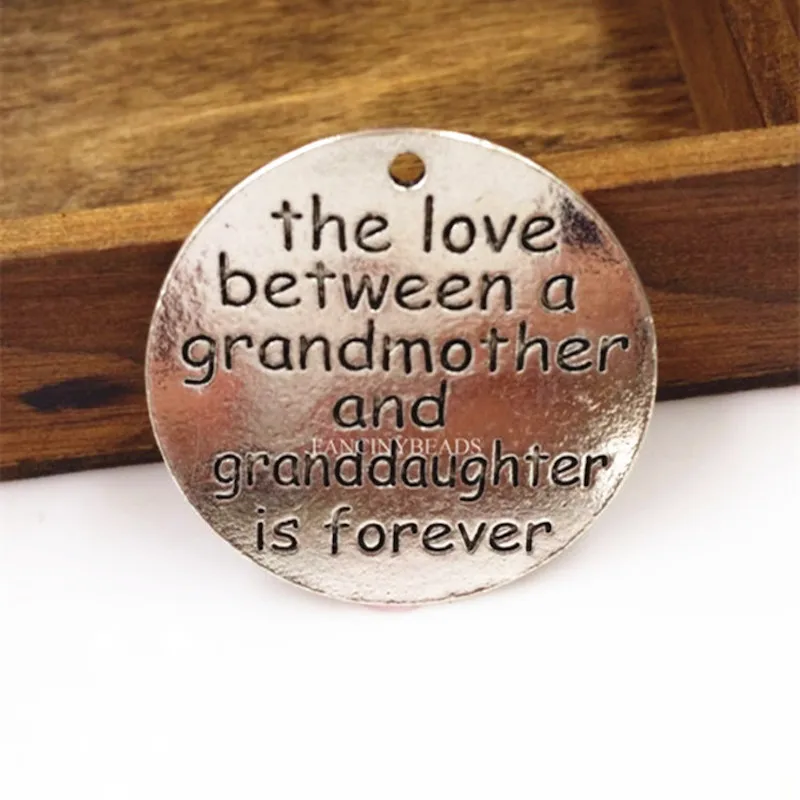 20pcs 33mm accessories lettering The love beTween a grandmother and granddaughter is forever charm pendant for bracelet DIY