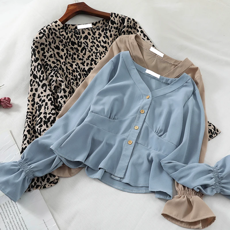 2024 Women Spring Autumn Flare Sleeve V-Neck Leopard Basic Ruffles Shirt Lady Short Slim Cardigan Button Chic Blouse Tops