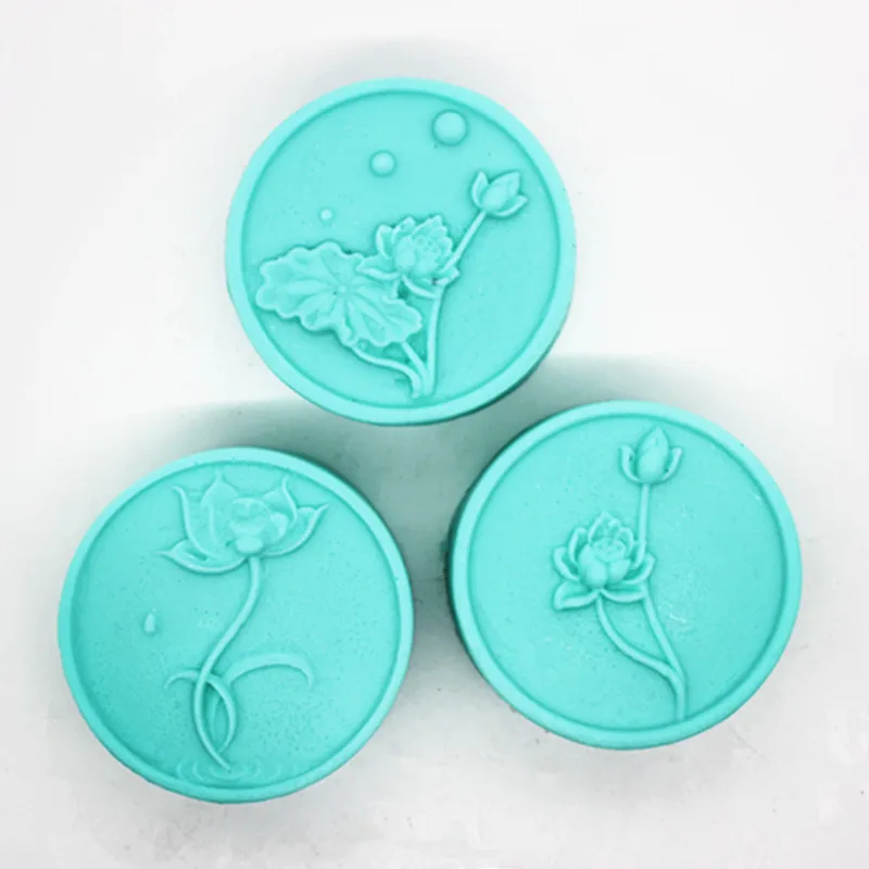 wholesale!!1pcs Two Lotus (C657) Silicone Handmade Soap Mold Crafts DIY Mould