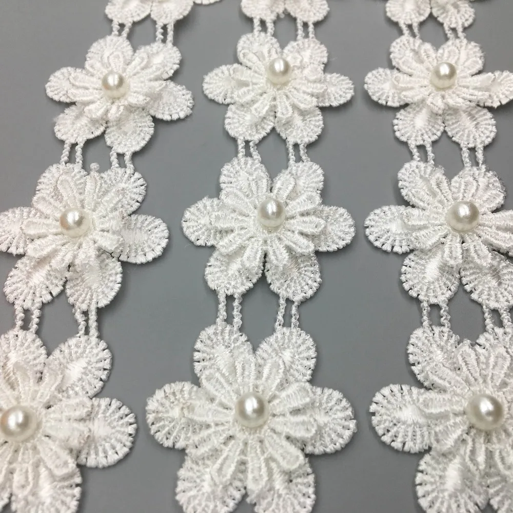 20x Vintage Bianco 3D Fiocco di Neve Della Perla Del Merletto Trim Nastro di Tessuto Applique Da Cucire Patch FAI DA TE Della Fascia Abito Da Sposa