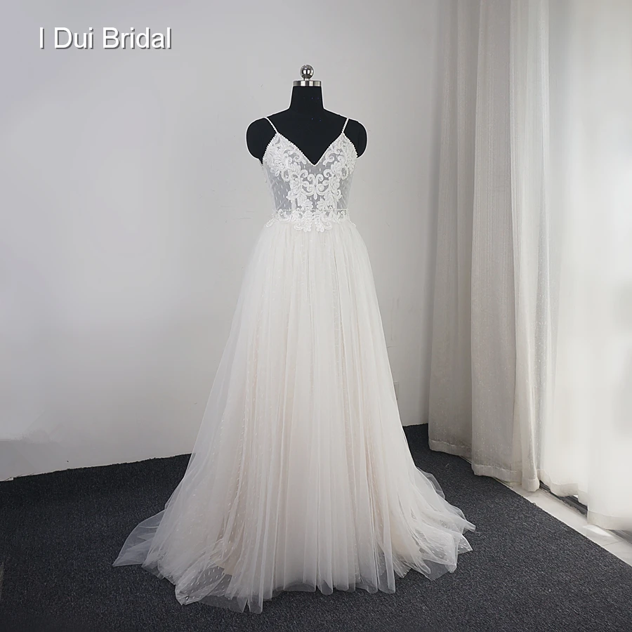 

Dot Tulle Beach Wedding Dress Spaghetti Pearl Beaded Strap Bridal Gown