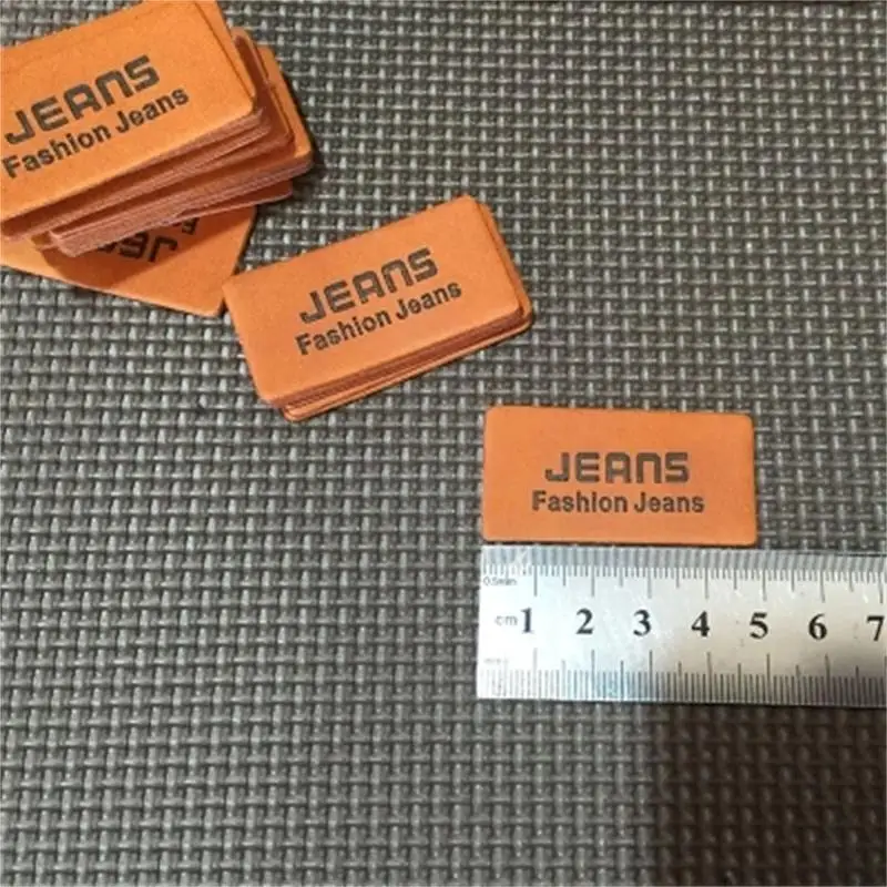 100pcs Jeans leather labels in stock/PU/card TAGS Universal jeans leather patch labels good quality leather label for clothes