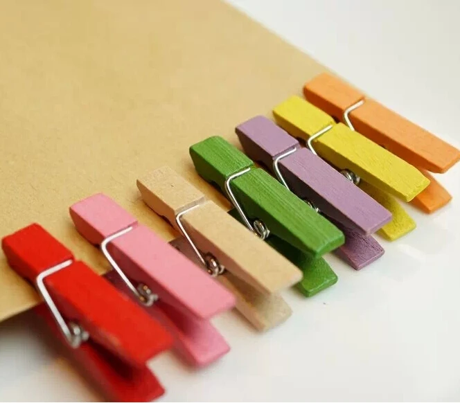 Hot sale 20PCS/lot 3.5cm Wood Clips Random Mini Colored Spring Photo Paper Peg Pin Clothespin Craft Clips Party Decoration Jz001