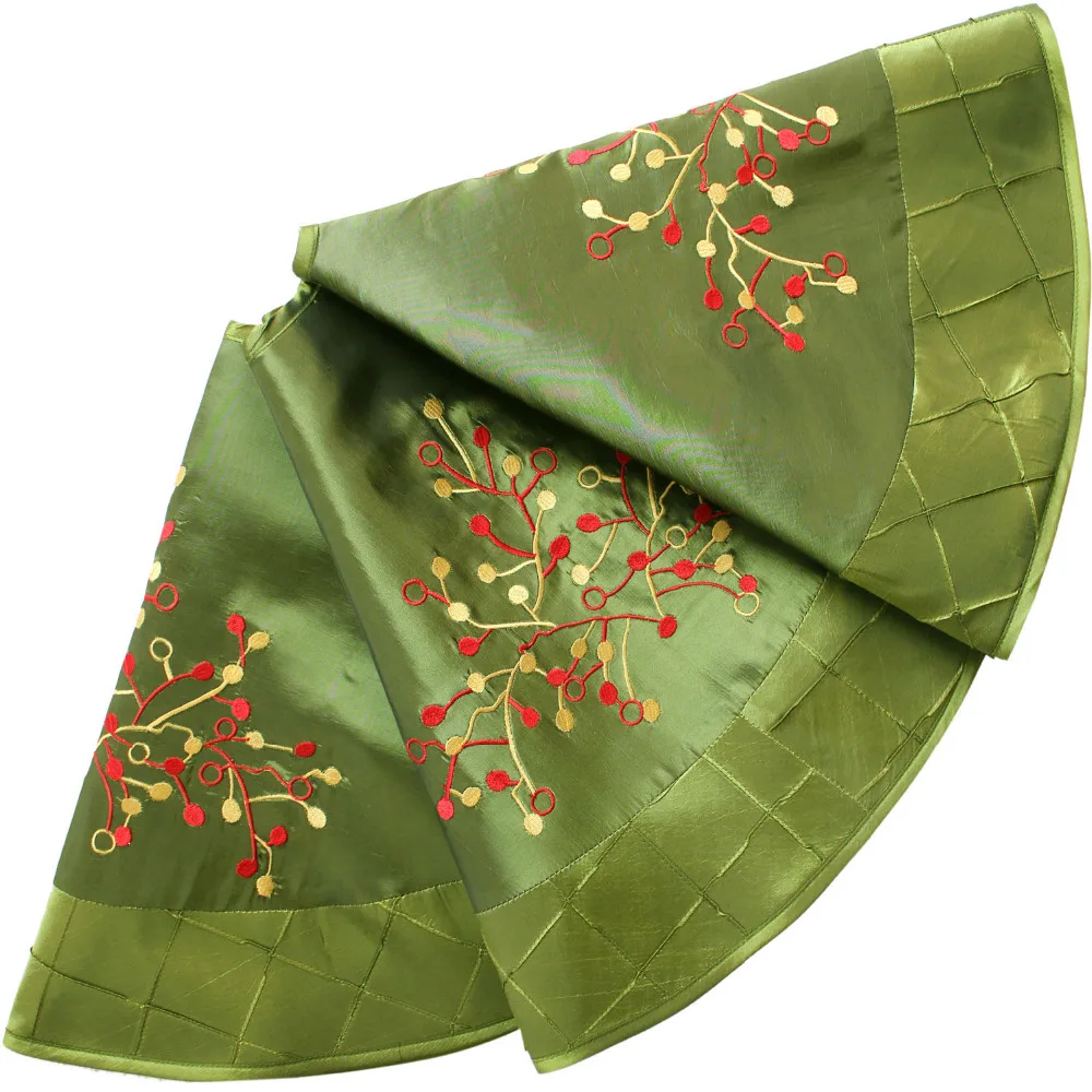 Deluxe Embroidered Berry with Handcraft Pintuck Border Extra Large Green Christmas Tree Skirt-50