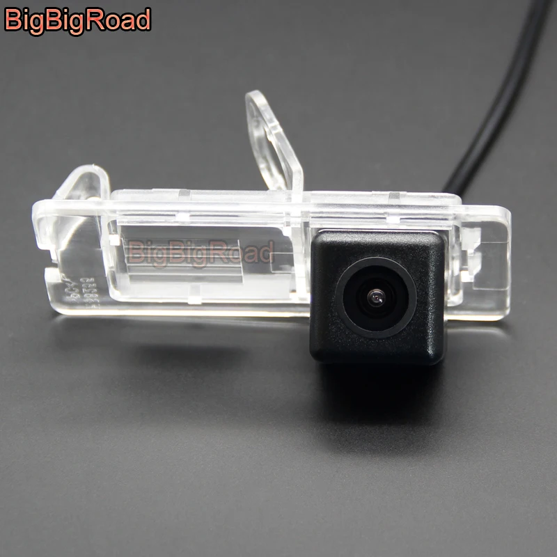 BigBigRoad Car Rear View Camera For Renault Espace 4 Clio 3 Lutecia Fluence Duster / Dacia Duster 2010 - 2015 For Nissan Terrano