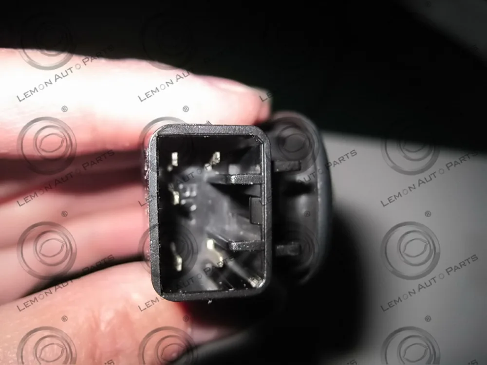 92105254   مفتاح نافذة الطاقة باللون الأسود لهولدن كومودور VT VX VY VZ 92-02