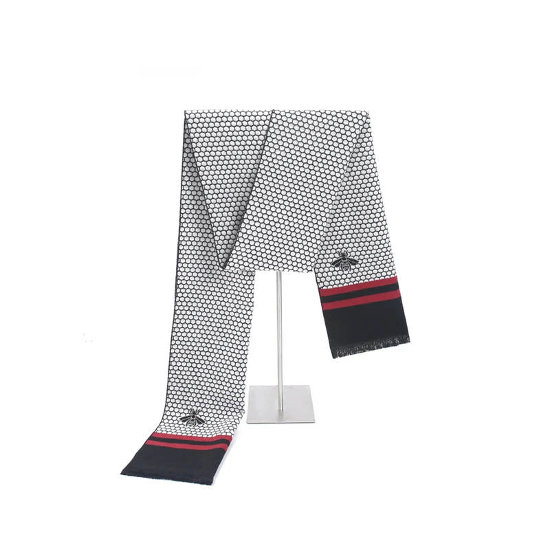 Lui Couverture Le Must-Have Chic et Élégant pour l'Hiver 2024