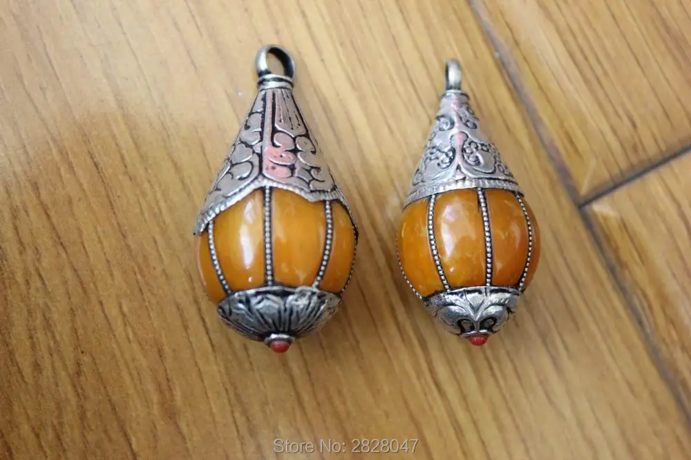 

PN146 Tibetan Silver Reisn Beeswax Stone Water Drop Pendant Nepal Handmade Jewelry pendants