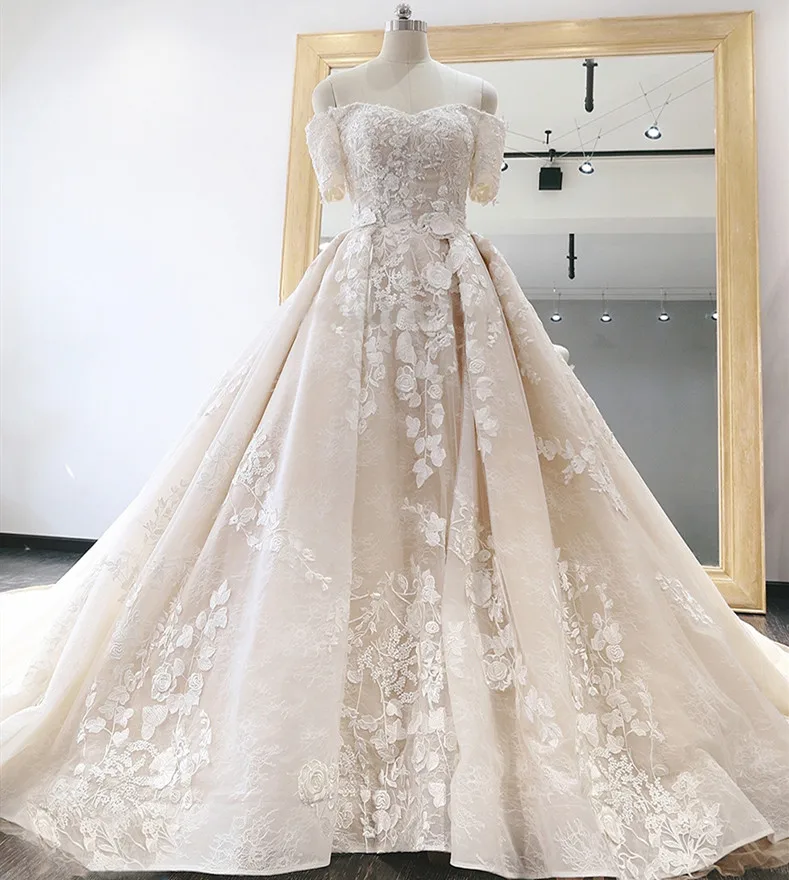 Premium 3D-Blütenblätter-Applikation, Rayon-Stickerei, DIY Hochwertige Maßanfertigungen für Hochzeitsaccessoires, RS1907 – Detail 2