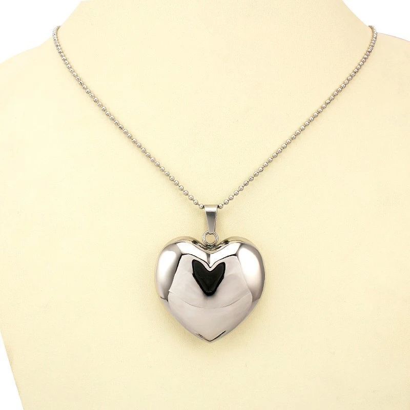 316L Stainless Steel Necklaces for Women Engravable Custom Logo/Name Necklace 40 x 40MM Silver Color Heart Pendant