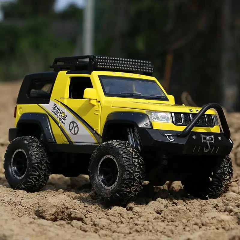 Men's momentum 1:32 bj40 off-road zinc alloy model,children's sound and light pull back 5 open door toy car model,wholesale