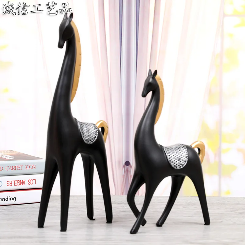 Nordic resin crafts TV living room television Cabinet Home Decor office horse pose a wedding creative gift Figurines Miniatures