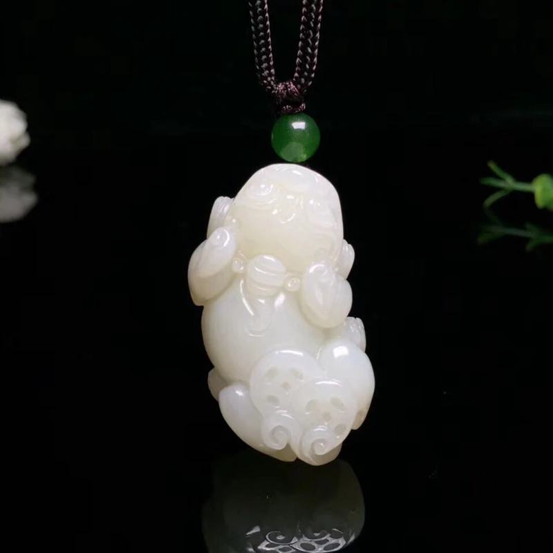 

Natural Hotan White Jade Hand-Carving Mythical Animals PIXIU Pendant Necklace Chinese Brave Amulet Ornament Exorcise evil