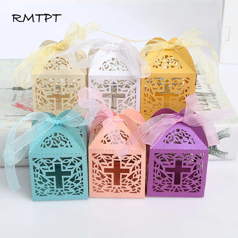 50pcs Hollow Cross Style Wedding Candy Box Sweets Gift Favor Boxes With Ribbon Party Decoration Wedding Gifts For Guests Favors