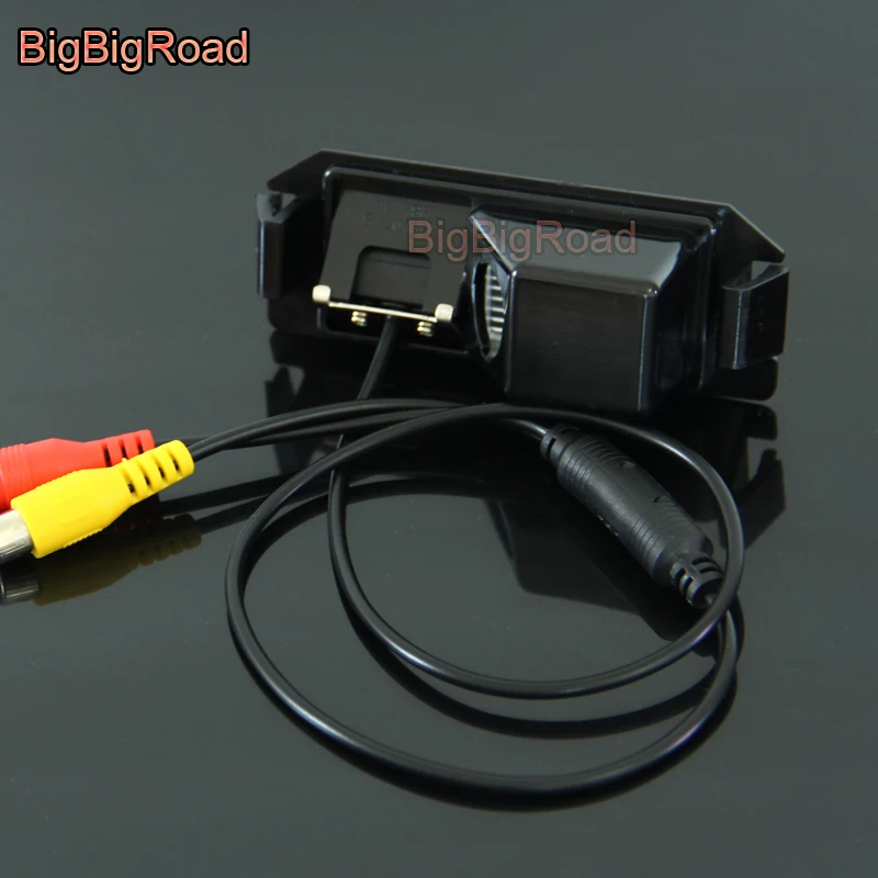 

BigBigRoad Car Rear View Reversing Backup Camera With Power Relay / Filter For Hyundai I10 I20 I30 Elantra GT Touring Veloster