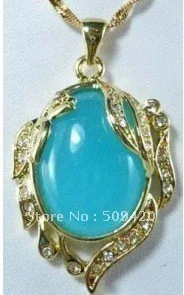 

Free Shipping Blue stone Gold Crystal Pendant & Necklace