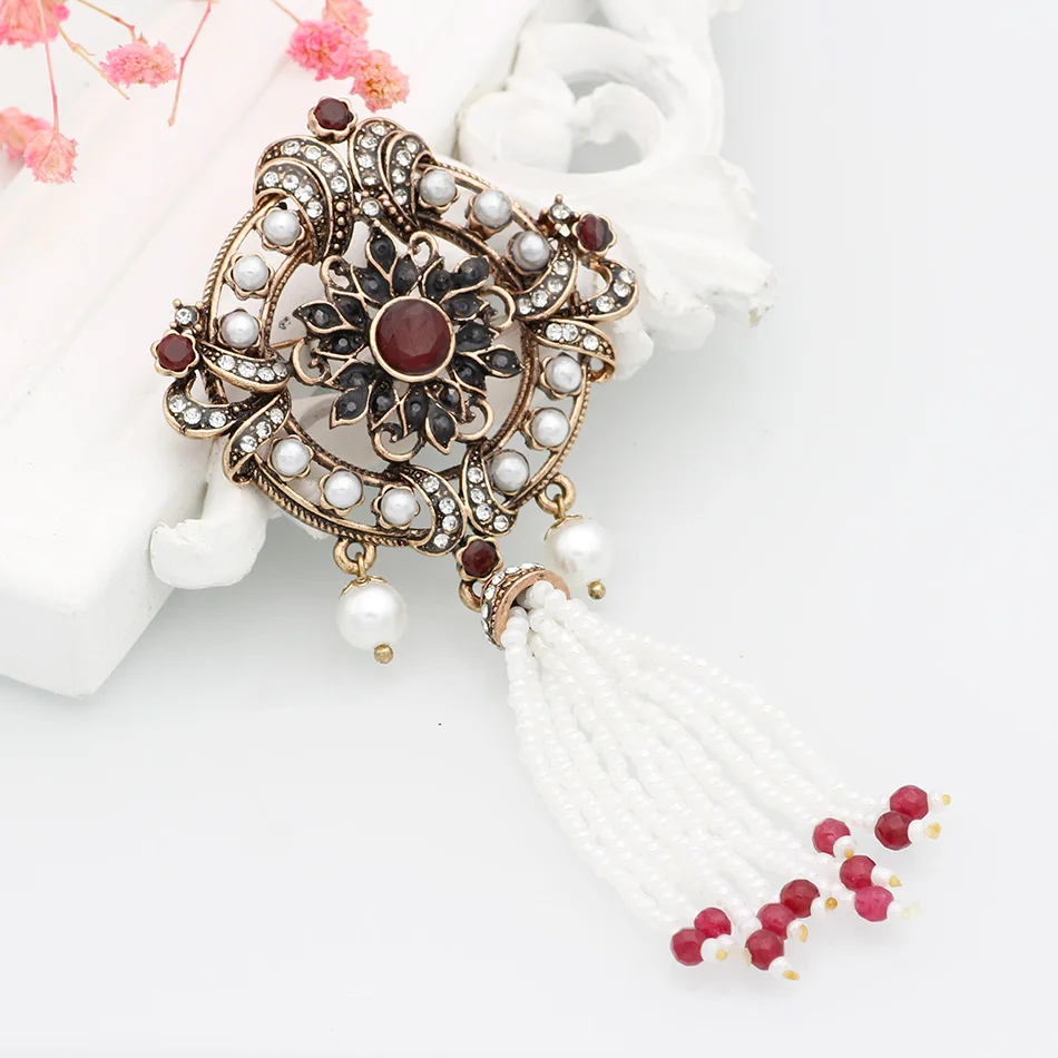 Retro festival presente turco feminino oco flor grânulo borlas broche vintage jóias antigo cor de ouro resina casamento corsage pino