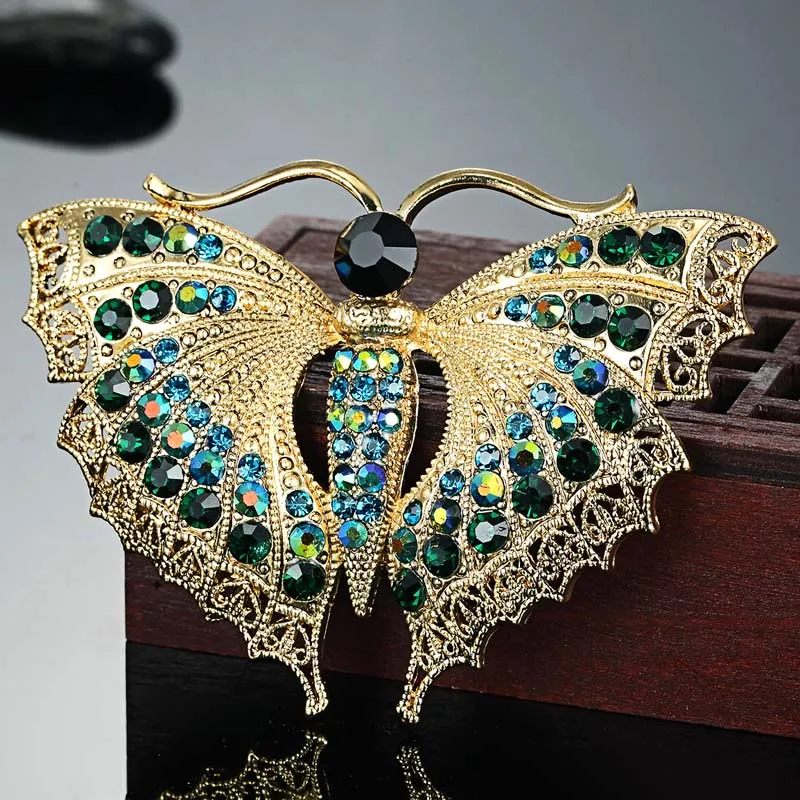 

12pcs/lot Wholesale Green Rhinestone Butterfly Brooch Anti-gold Insect Hijab Accessories Scarf Pins Women's Fashion Brooches