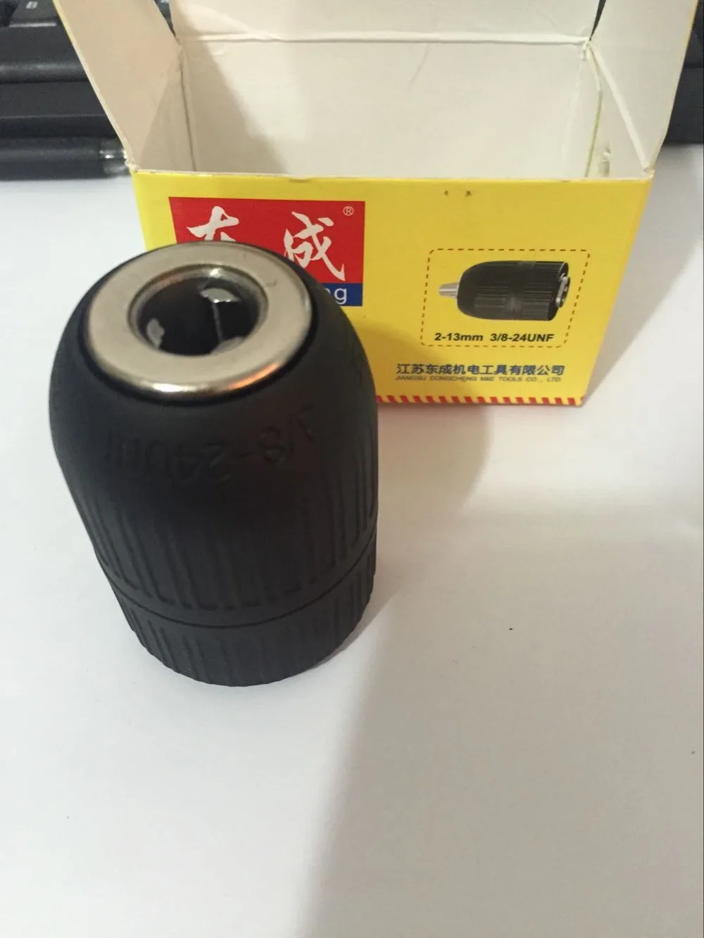 Di plastica Maniche 3/8 "-24UNF Drill Keyless Mandrino 2-13mm Gamma di Capacità