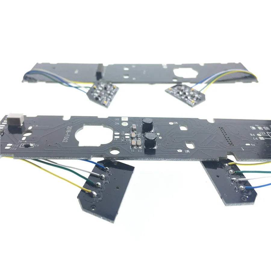 2 sztuk/partia HO Train akcesoria IC PCB Circuit Board kompatybilny z każdym współczynnikiem 1/87 marki z ulepszeniem dźwięku i światła