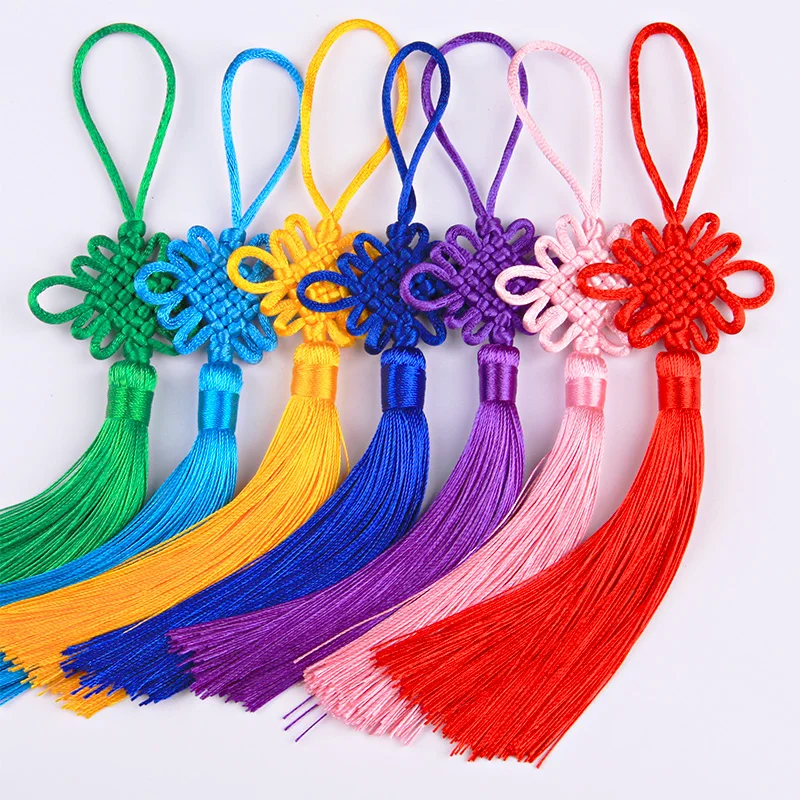 20pcs/lot Multicolor optional Tassels Knot Silky Handmade Small Size Soft Tassels With Satin Silk Made Chinese Knots 22cm 201804