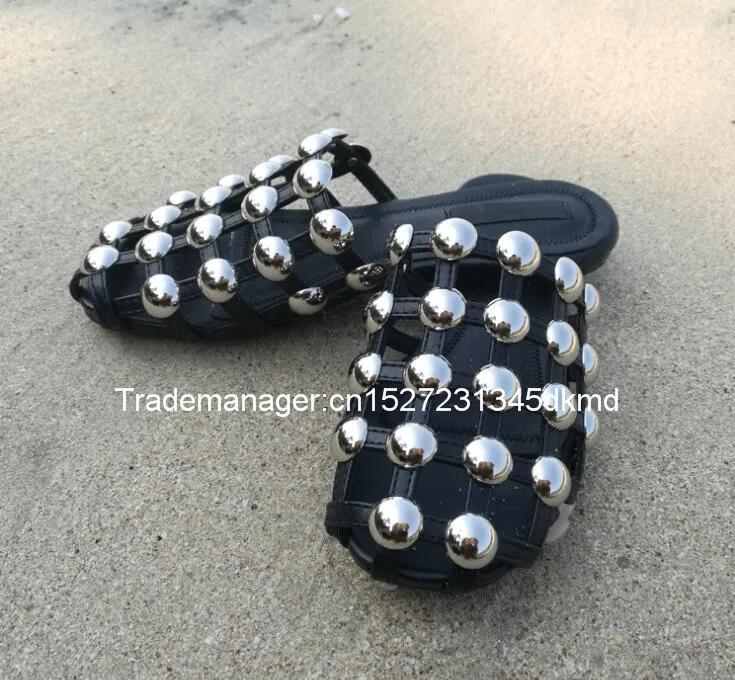 Women Beach Slippers Rivet Flat Summer Slippers Square Cover Toe House Slippers Women Pearl Plus Size 44 Girls Shoes Women