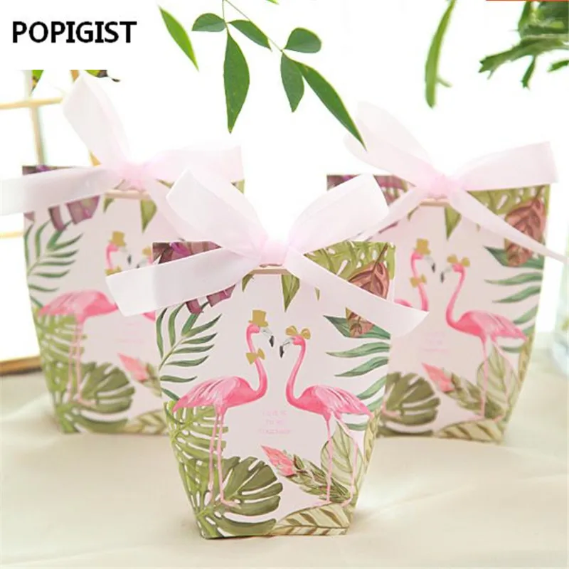 50pcs Cute Green Leaves Flamingo Wedding Favors Candy Boxes with bowknot Bomboniere paper Gift Box gift bag Party Chocolate Box