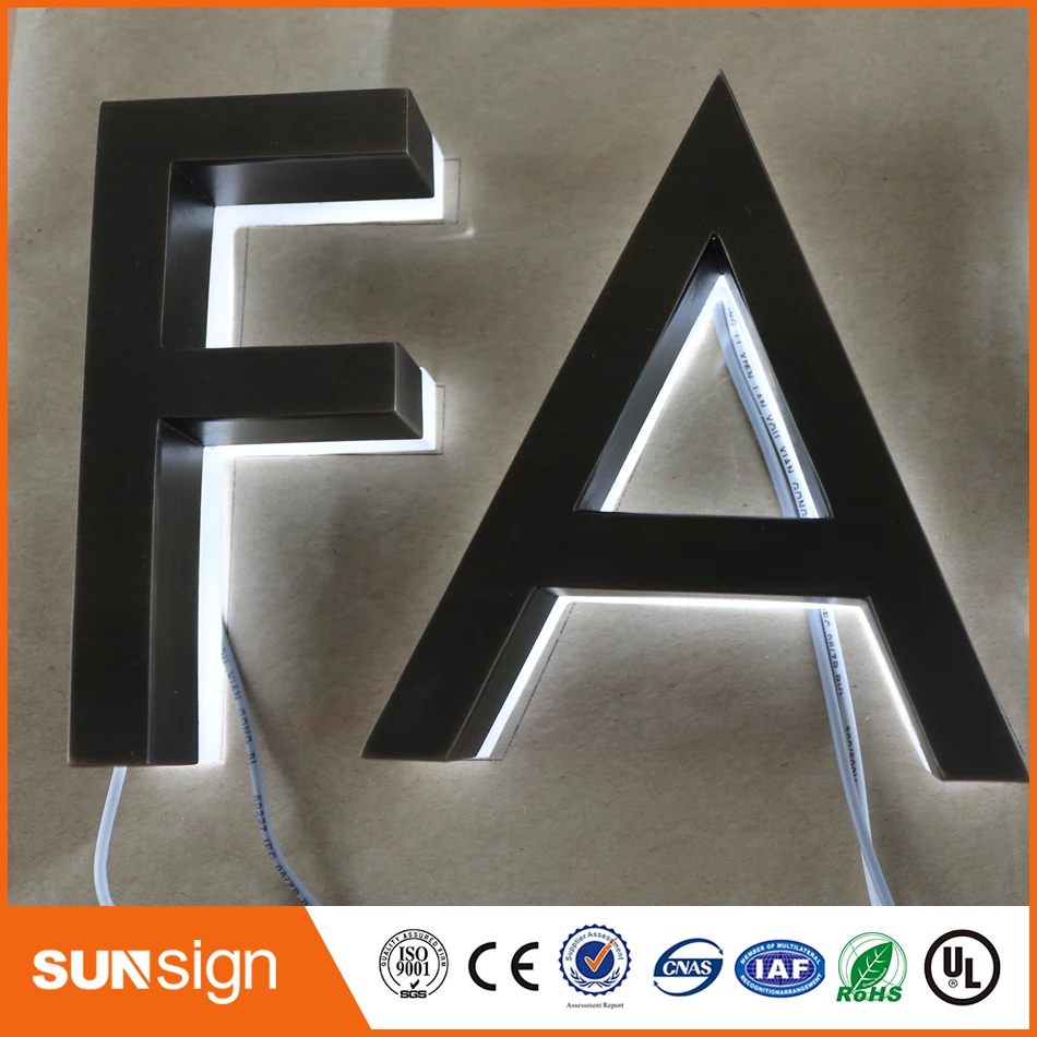 โรงงานOutletสแตนเลสbacklit LED Letter signsในStore