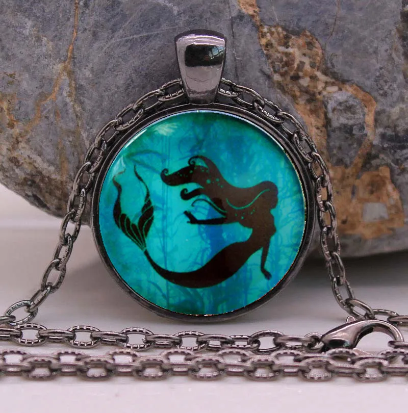 Cabochon Mermaid Pendant Necklace silhouette Moana Women Necklace Party Pendant Mermaid Necklace Graduation party For Girls