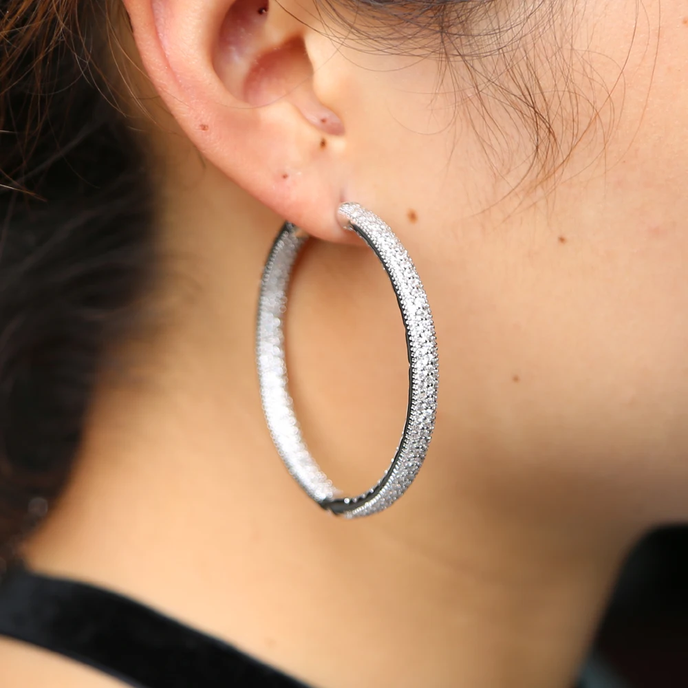 Wysokiej jakości Micro Pave Iced Out Bling cyrkonia Hoop kolczyk 50mm duże obręcze wspaniałe kobiety iskrzące kolczyki CZ — zdjęcie 6