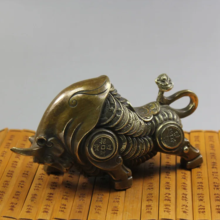 

Lucky cow Wangcai copper coins bronze antique bronze collection of feng shui treasure Baoding specialty handmade crafts