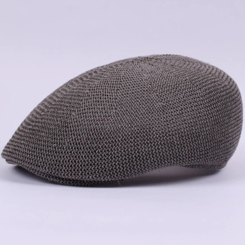 HT2326 Summer Sun Caps Men Breathable Straw Hats for Men Casual Advanced Forwader Beret Caps Male Solid Flat Berets for Men