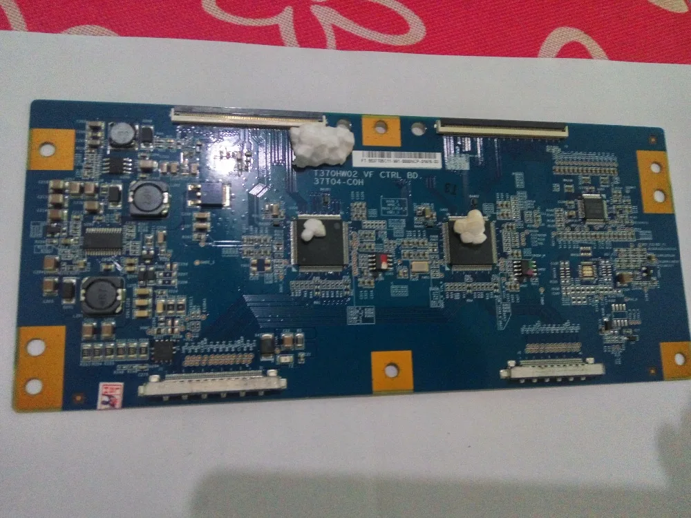 LOGIC BOARD – VF connecté à T-CON connect board